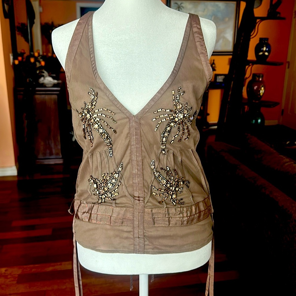 Thomas Wylde top